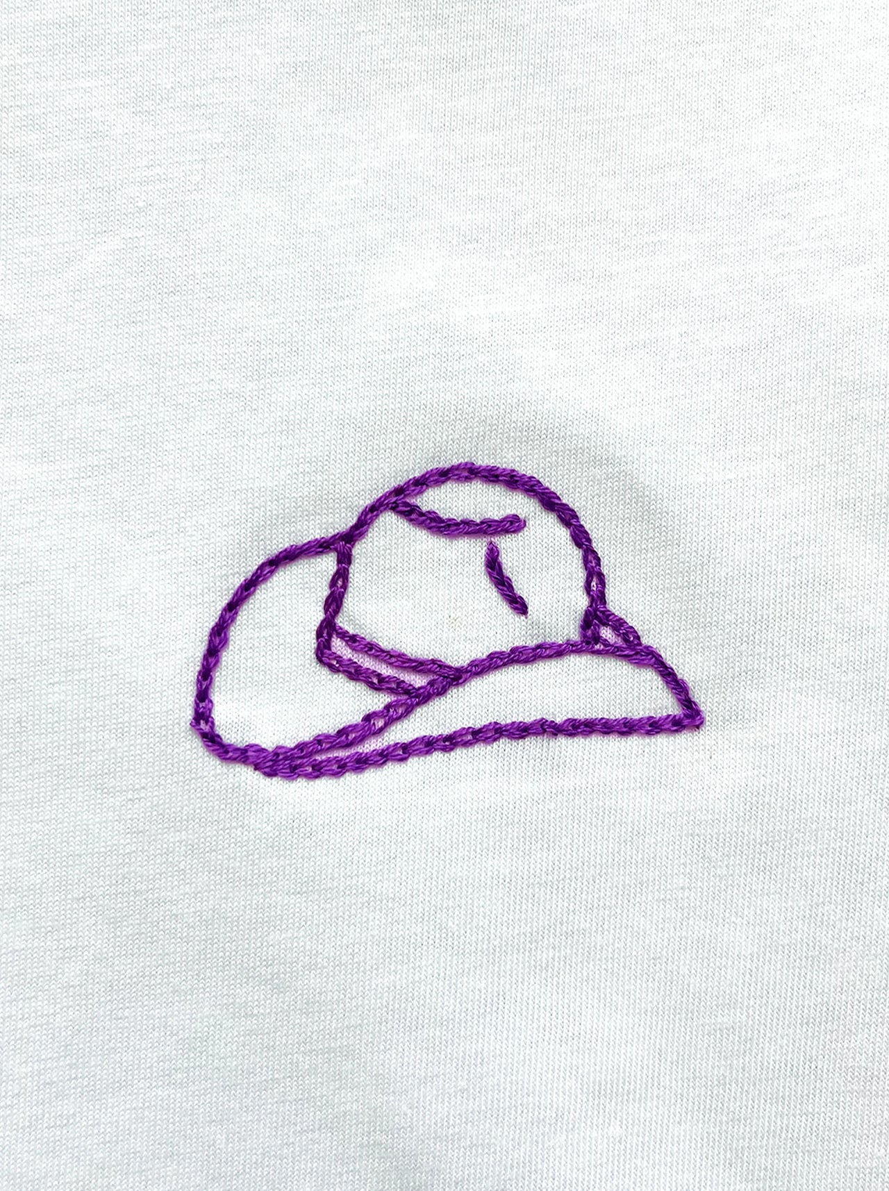EMBROIDERED T-SHIRT